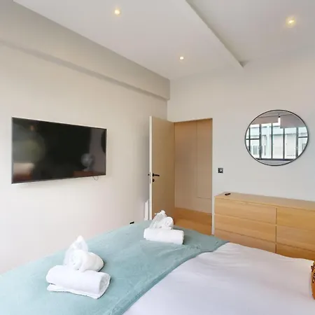 Bluestay 49 - De Charme Paris