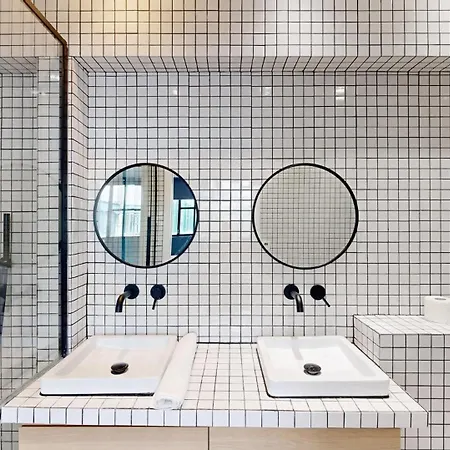 Bluestay 49 - De Charme * Paris